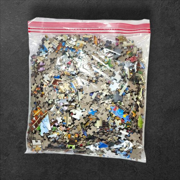 MasterPieces Inside Out Field’s Dept Store Puzzle 1000pc Complete + Poster - Picture 2 of 5